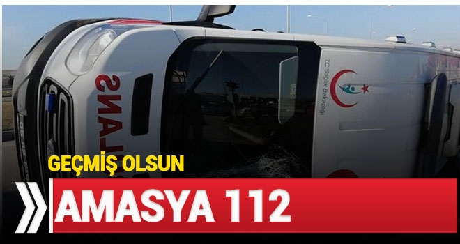 Ambulans Kamyonetle Çarpıştı: 5 Yaralı
