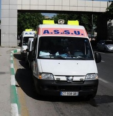 Yabancı plakalı ambulans alarmı