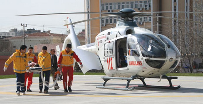 Ambulans helikopter, bu kez doktor için havalandı