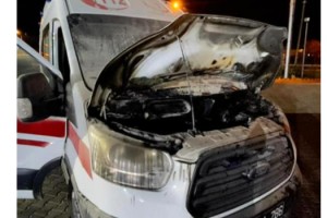 Antalya'ya Desteğe Giden 112 Ambulansı Alev Aldı
