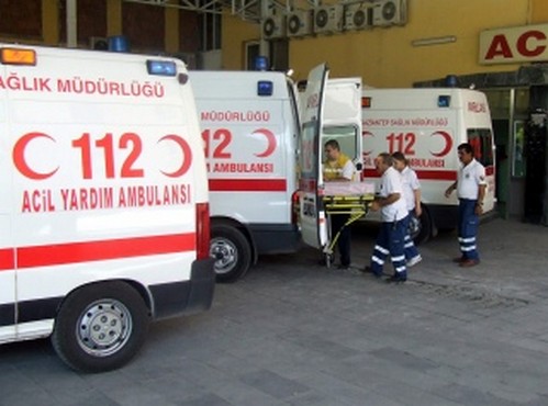 Ambulansta doğum yaptıran sağlık ekibine teşekkür belgesi verildi