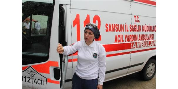 Samsun'un Tek Bayan Ambulans Sürücüsü