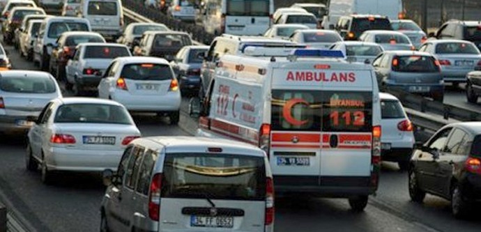 Bakanlıktan Ambulans Kazalarının Önlenmesi İçin Yazı 