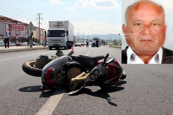 Ambulans takibinde motosiklete çarptı: 1 ölü