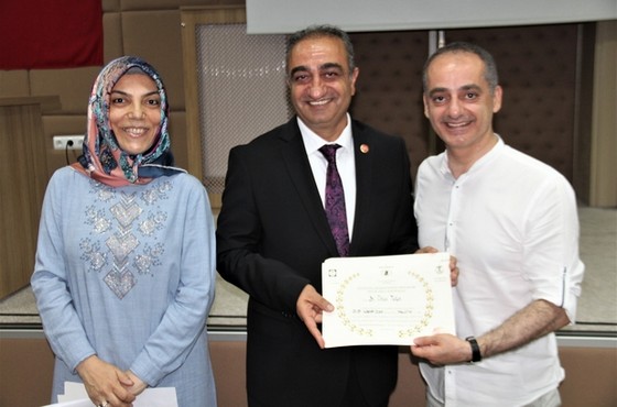 Elazığ’da 71 sağlık personeli sertifikalarını aldı