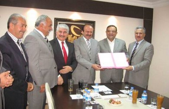 Acil servis yenileniyor 0