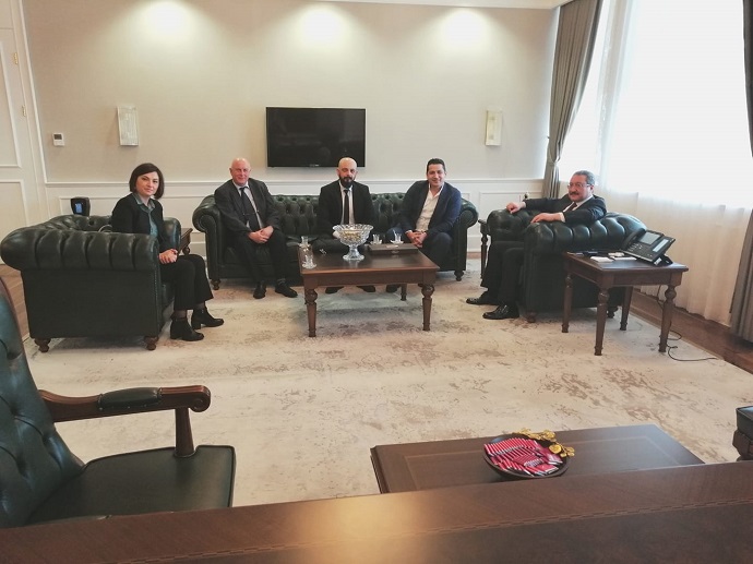 Kıymetli sağlık profesyonelleri dün sabah 10.30 itibarıyla Sağlık Bakan Yardımcısı