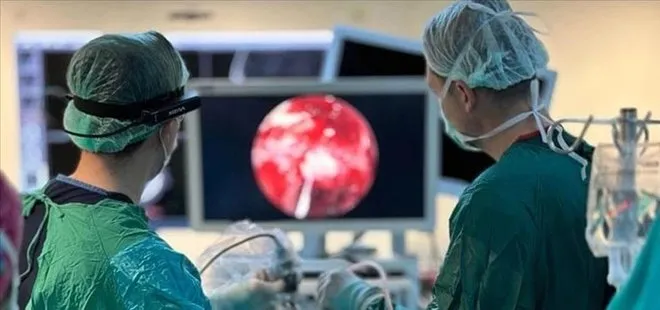 Gaziantep’te özel bir hastanede görev yapan KBB uzmanı H.B., bademcik