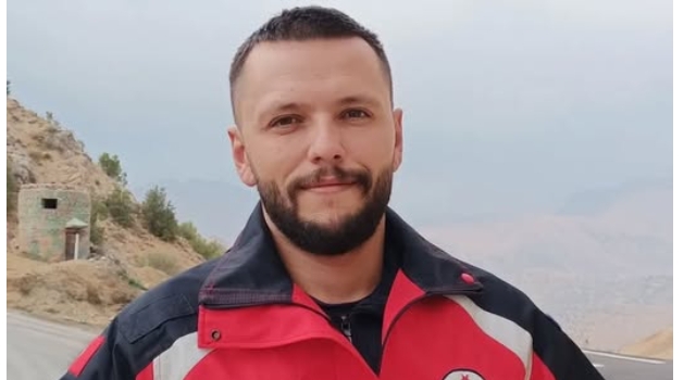 İzmir 112 Acil Sağlık Hizmetlerinde  Acil Tıp Teknisyeni (ATT) olarak