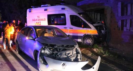 Olay, 23.30 sıralarında Körfez Esentepe Mahallesi Doğu Sokak üzerinde meydana