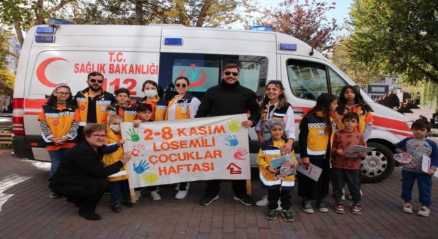 Eskişehir İl Ambulans Servisi ekipleri, 2-8 Kasım Lösemili Çocuklar Haftası