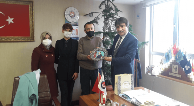 Anadolu Sağlık Meslek Liselerinin Ortaöğretim Tıbbi Sekreterlik, Acil Tıp Teknisyeni,