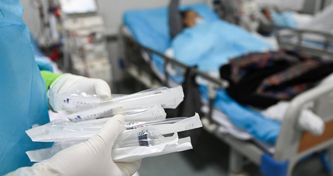 Korona virüsü salgınıyla mücadelede yurtdışından gelen riskli gruplarının “Durum Bildirir