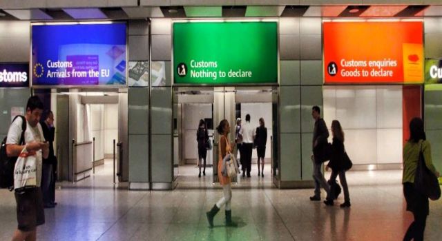 Bilindiği üzere, Devlet memurlarının, ikamet ettikleri il hudutlarını tatillerde ancak