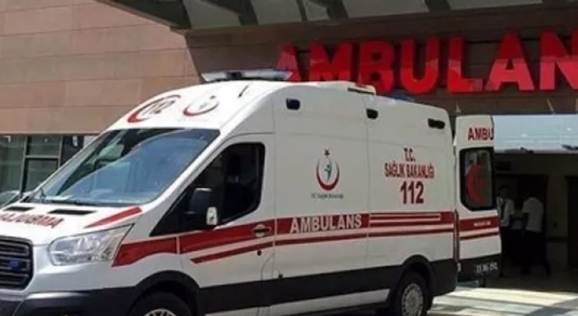 Acil yardım ambulansı ile evde bakım hastasının nakil işlemlerinin yapıldığını,