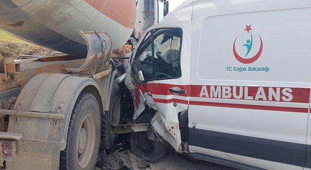 Kaza, öğle saatlerinde Şehit Korgeneral Hulusi Sayın Bulvarı’nda meydana geldi.