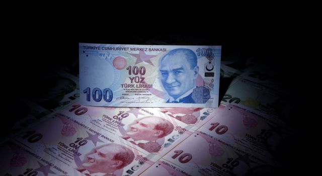Geçtiğimiz haftalarda kamu işçisinin en düşük maaşı 15 bin TL