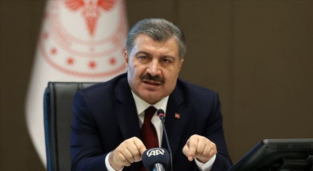 Sağlık Bakanı Fahrettin Koca, Resmi Gazete’de yayımlanan yönetmeliğe ilişkin sosyal