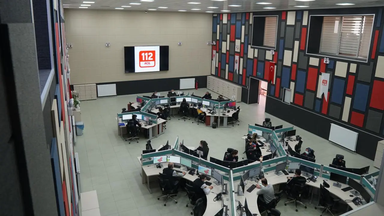 Osmaniye’de görevli Acil Tıp Teknisyeni (ATT) Hilal Görür, 112 Acil