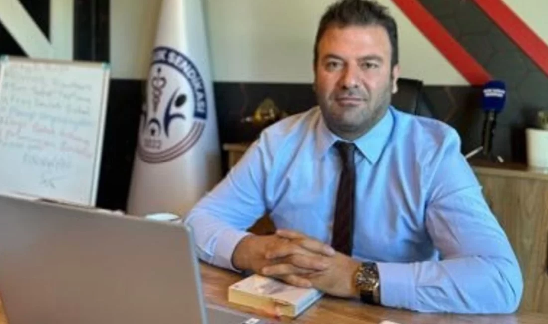 Genç Sağlık Sendikası’ndan İkinci İş Tartışmasına Sert Tepki Genç Sağlık Sendikası’ndan İkinci İş Tartışmasına Sert Tepki: “Bu Bir