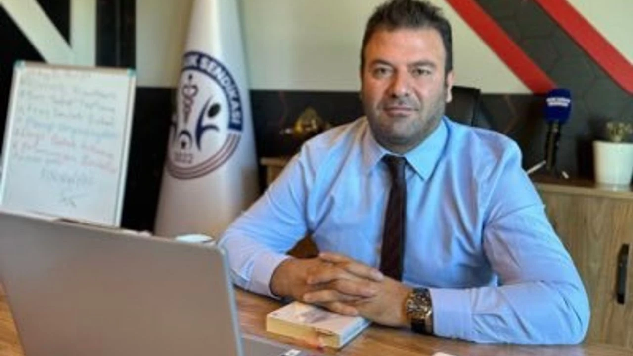 Genç Sağlık Sendikası’ndan İkinci İş Tartışmasına Sert Tepki: “Bu Bir