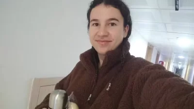 Manisa’nın Selendi ilçesinde tarla çalışması sırasında devrilen traktörün altında kalan