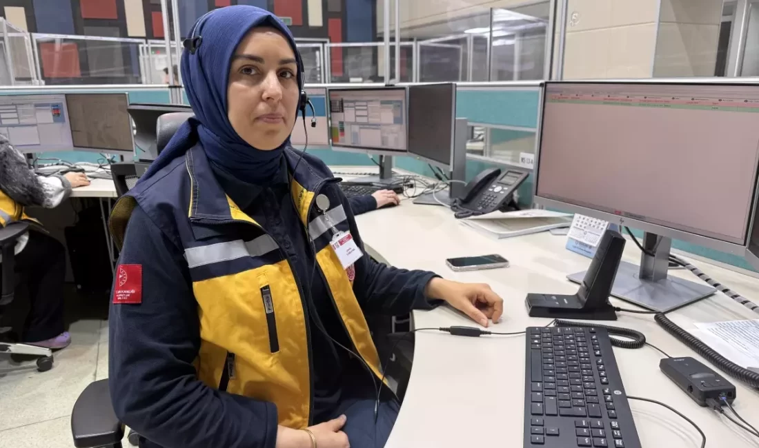 1 Aylık Bebeğin Hayatı 112 Sağlık Personelinin Telefonda Verdiği Talimatlarla Kurtuldu Tokat’ta nefes alamayan 1 aylık bebek, 112 sağlık personelinin telefondan