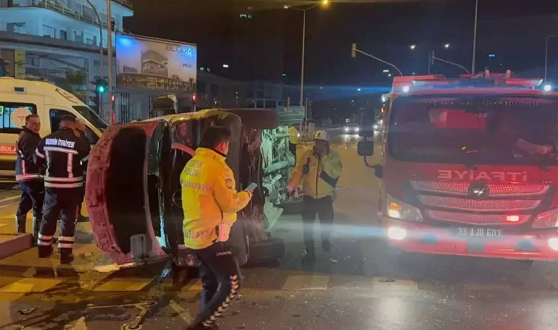 Mersin’in Yenişehir ilçesinde hasta taşıyan bir ambulansın cip ile çarpışarak