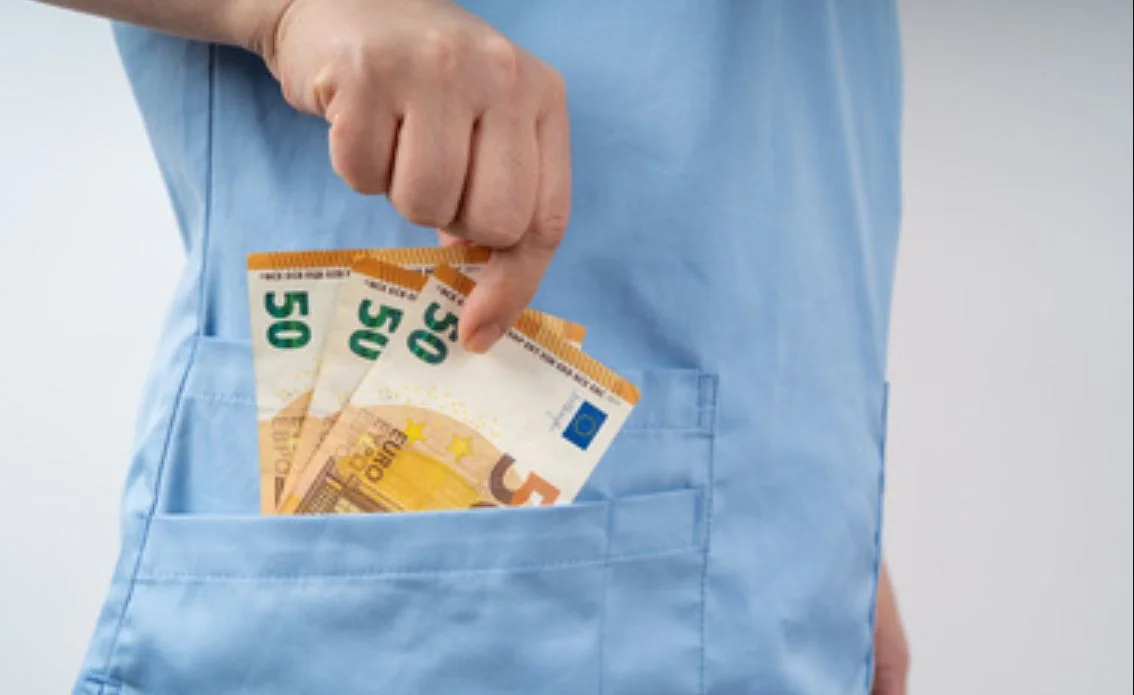 Almanya Hemşire Maaşları
Almanya’da çalışan Türk hemşirenin paylaştığı maaş gündem oldu.
Türkiye’den