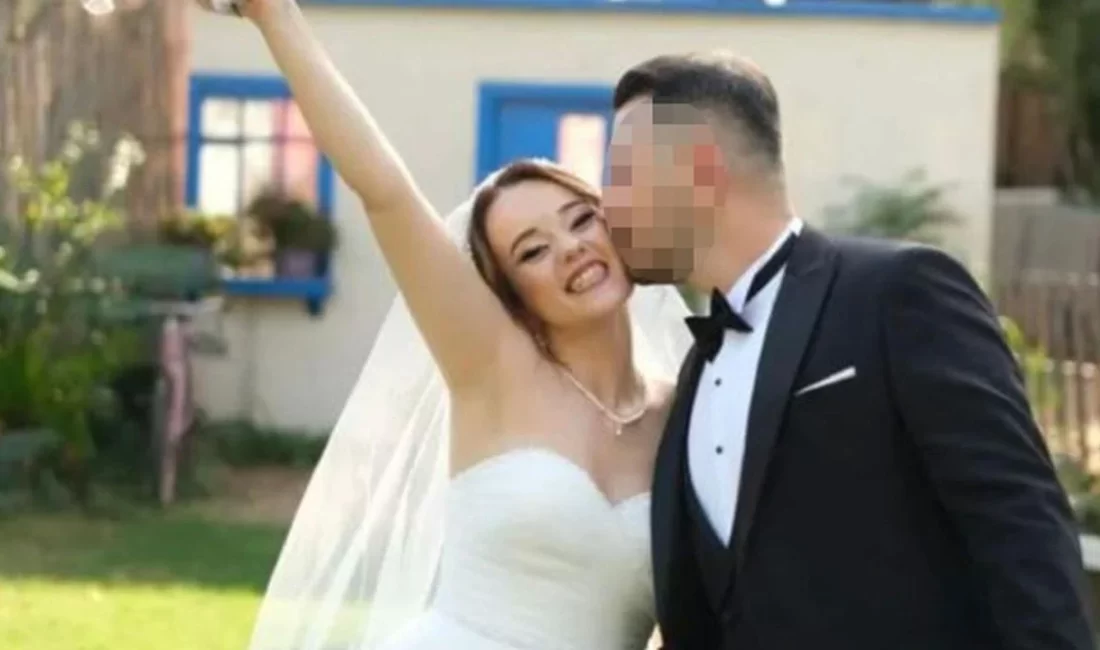 Antalya'nın Kepez ilçesinde bir hastanenin acil servisinde görev yapan 29
