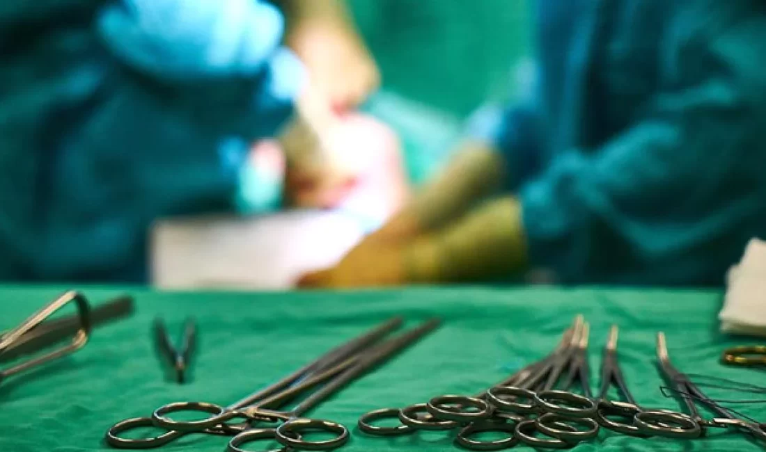 Şanlıurfa’da Doğum Sonrası Şüpheli Ölüm: Sezaryeni Yapan Doktor Tutuklandı! Şanlıurfa'da özel bir hastanede doğum yaptıktan sonra rahatsızlanan Edanur Yaman,