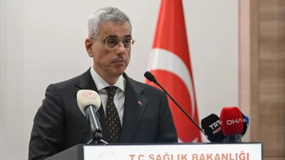 Trabzon Şehir Hastanesi inşaatında incelemelerde bulunan Sağlık Bakanı Kemal Memişoğlu,