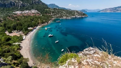 Marmaris'te yaz nüfusuyla artan sağlık yükü, yüksek konut kiraları ve