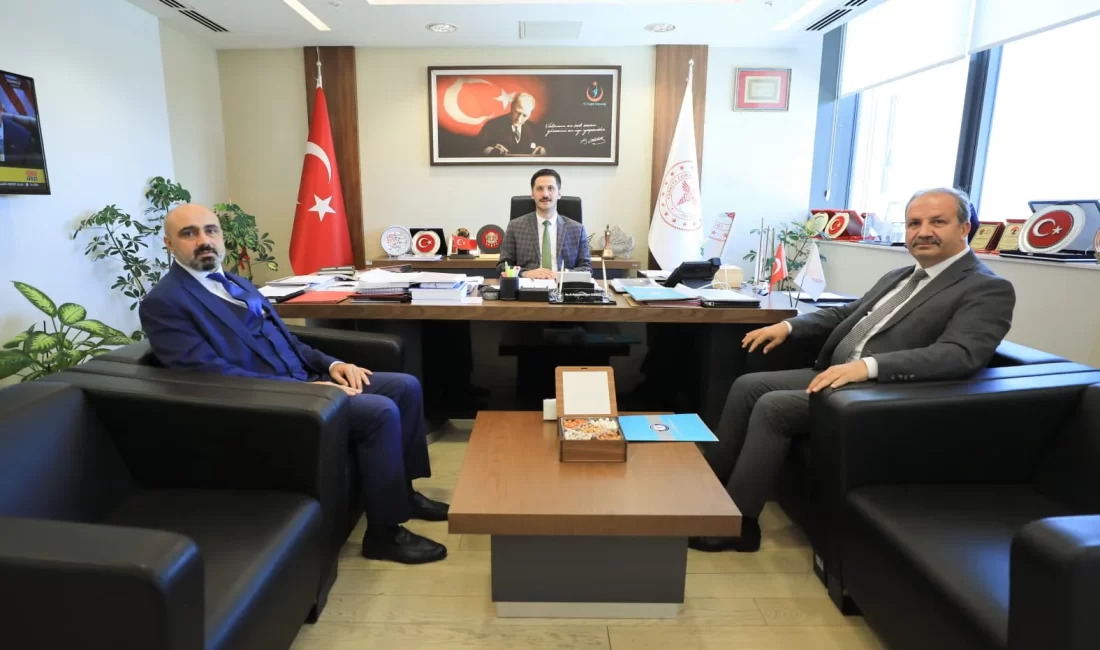 Yeni Ek Ödeme Yönetmeliği Bir An Önce Hayata Geçirilmeli! Sağlık-Sen Genel Başkanı Mahmut Faruk Doğan ve Genel Başkan Yardımcısı