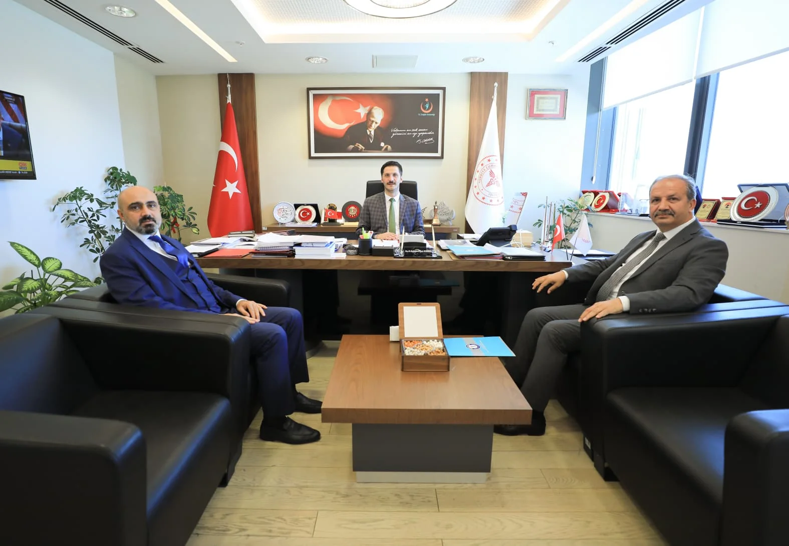 Sağlık-Sen Genel Başkanı Mahmut Faruk Doğan ve Genel Başkan Yardımcısı