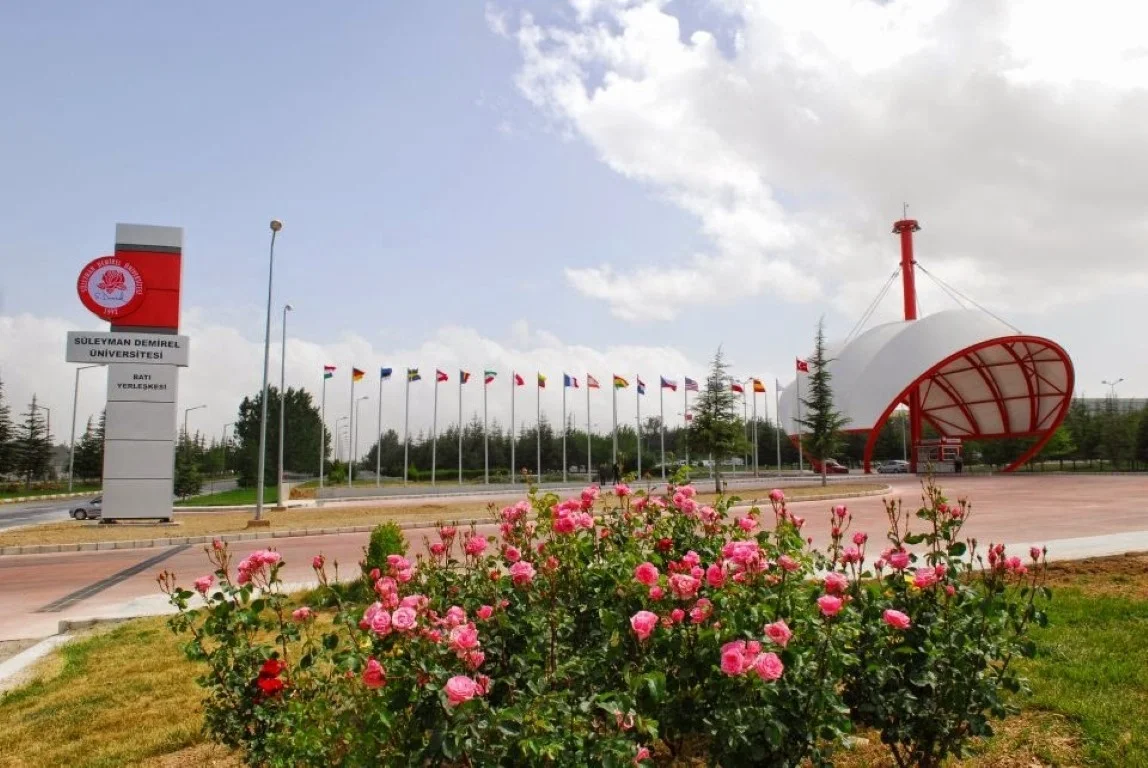 Süleyman Demirel Üniversitesi (SDÜ) Rektörlüğü, Üniversite Hastanesi, Ağız ve Diş