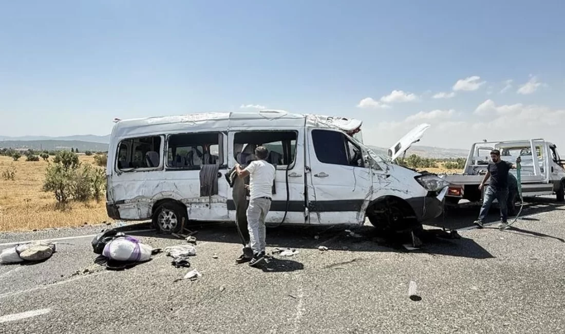 Diyarbakır’ın Lice ilçesinde nişan törenine gitmek üzere yola çıkan vatandaşları